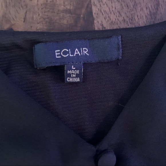 Black Cinched Waist Top with Buttons - Picture 2 of 4